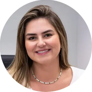 Imagem de um médica sorrindo