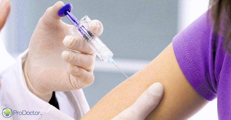 Nova resolução deve liberar aplicação de vacinas em farmácias